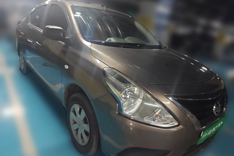 Used Nissan Sunny 2015 1.5XE Manual Comfort Edition Front Right 45 Deg