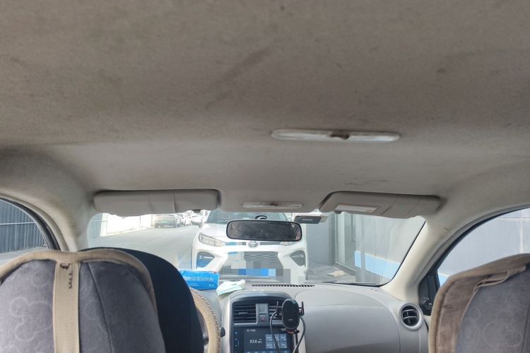 Used Nissan Sunny 2015 1.5XE Manual Comfort Edition Headliner