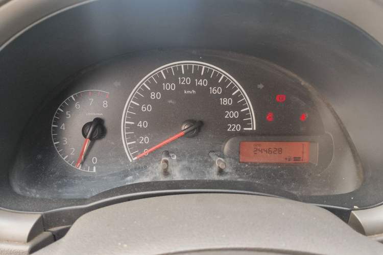 Used Nissan Sunny 2015 1.5XE Manual Comfort Edition Instrument Cluster