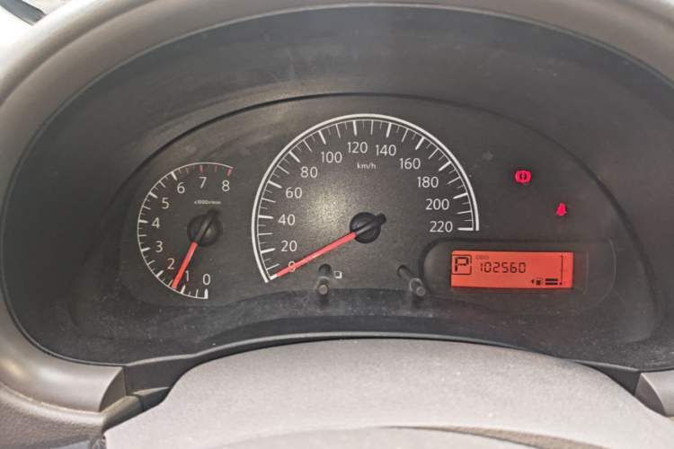 Used Nissan Sunny 2015 1.5XE CVT Comfort Edition Instrument Cluster