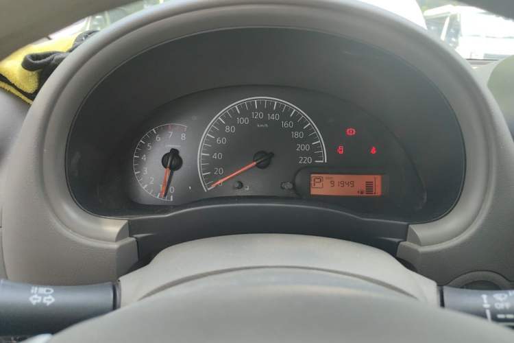 Used Nissan Sunny 2015 1.5XE CVT Comfort Edition Instrument Cluster