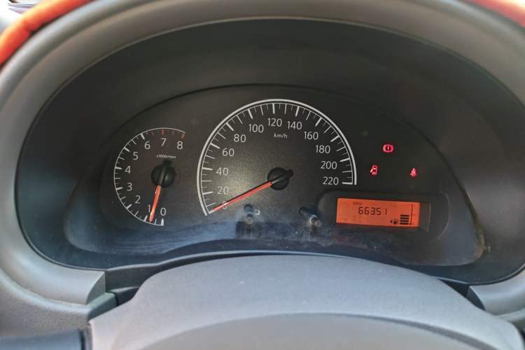 Used Nissan Sunny 2015 1.5XE Manual Elite Edition Instrument Cluster