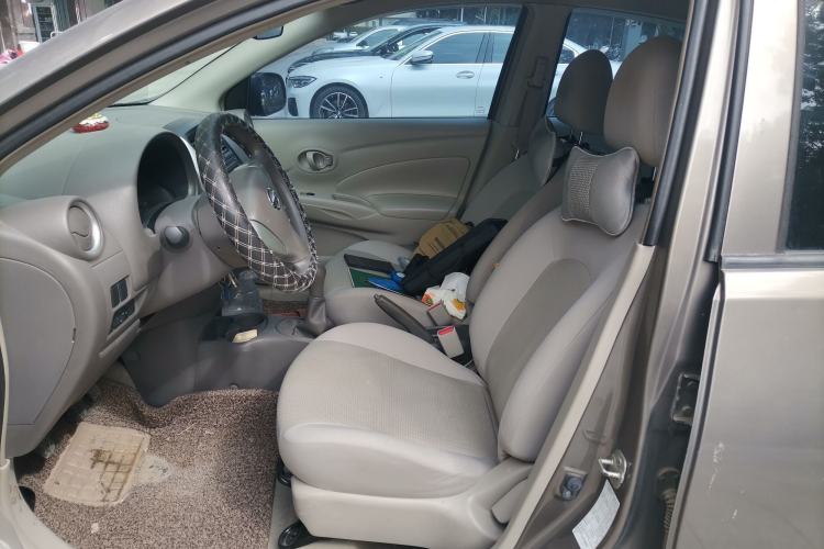 Used Nissan Sunny 2015 1.5XE Manual Elite Edition Left Front Seat