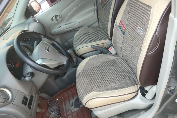 Used Nissan Sunny 2015 1.5XE Manual Comfort Edition Left Front Seat