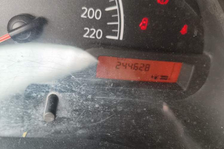 Used Nissan Sunny 2015 1.5XE Manual Comfort Edition Odometer Close Up