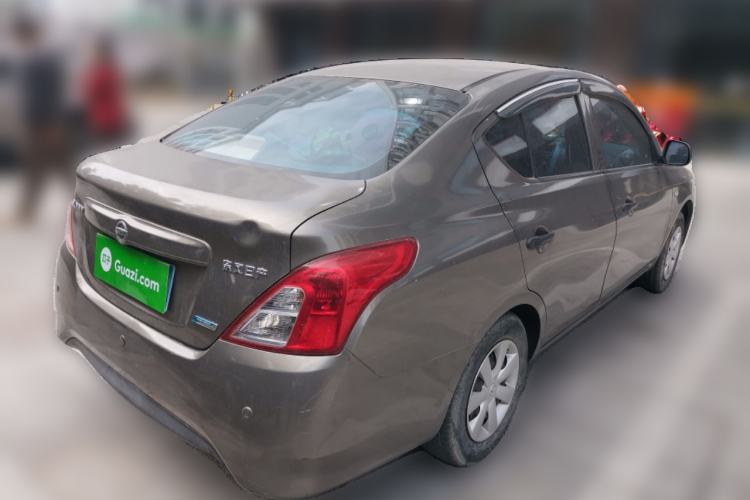 Used Nissan Sunny 2015 1.5XE Manual Elite Edition Rear Right 45 Deg