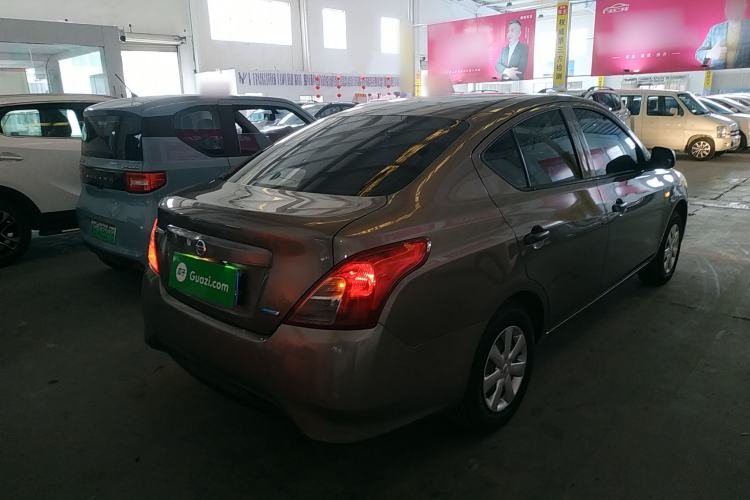 Used Nissan Sunny 2015 1.5XE Manual Comfort Edition Rear Right 45 Deg