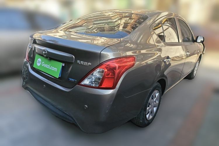 Used Nissan Sunny 2015 1.5XE Manual Elite Edition Rear Right 45 Deg