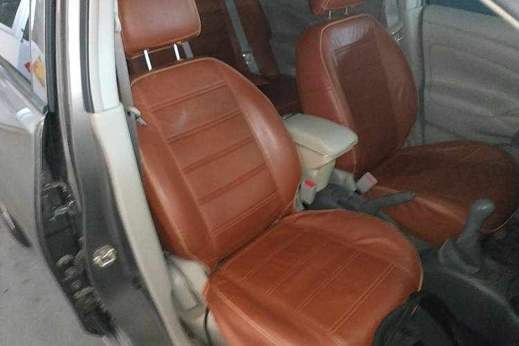 Used Nissan Sunny 2015 1.5XE Manual Comfort Edition Right Front Seat