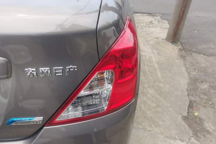 Used Nissan Sunny 2015 1.5XE CVT Master Edition Right Rear Taillight