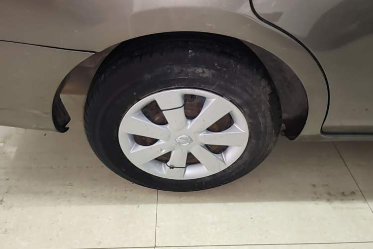 Used Nissan Sunny 2015 1.5XE CVT Comfort Edition Right Rear Wheel Hub