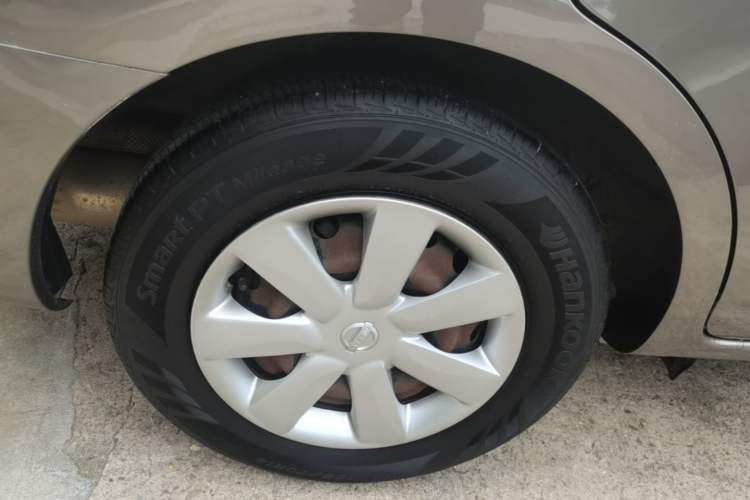 Used Nissan Sunny 2015 1.5XE CVT Master Edition Right Rear Wheel Hub