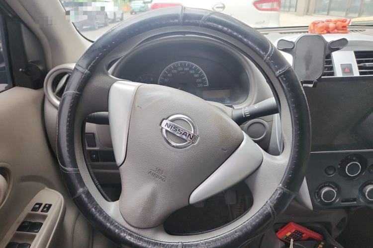 Used Nissan Sunny 2015 1.5XE Manual Comfort Edition Steering Wheel