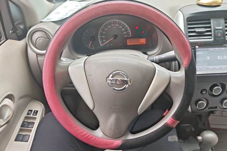 Used Nissan Sunny 2015 1.5XE CVT Comfort Edition Steering Wheel