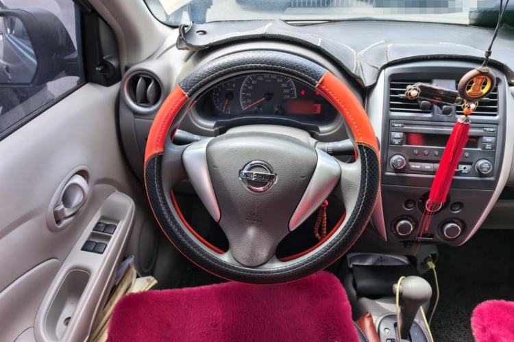Used Nissan Sunny 2015 1.5XE CVT Comfort Edition Steering Wheel