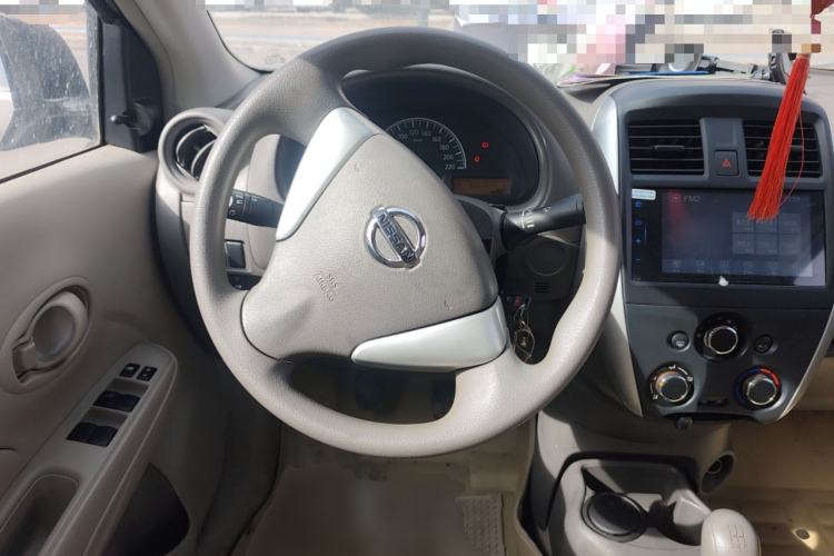 Used Nissan Sunny 2015 1.5XE Manual Comfort Edition Steering Wheel