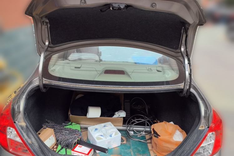 Used Nissan Sunny 2015 1.5XE Manual Comfort Edition Trunk