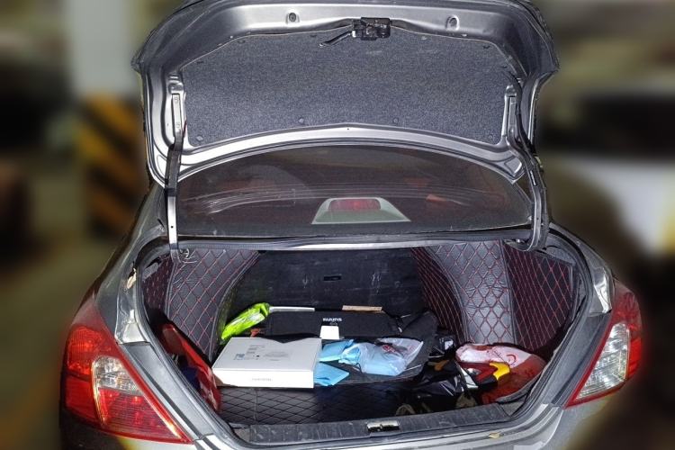 Used Nissan Sunny 2015 1.5XE Manual Comfort Edition Trunk