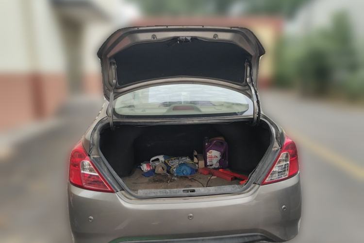 Used Nissan Sunny 2015 1.5XE Manual Master Edition Trunk