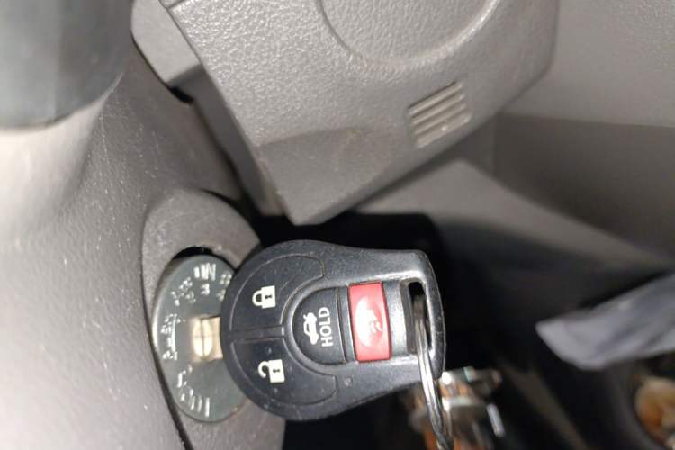 Used Nissan Sunny 2015 1.5XE Manual Comfort Edition Vehicle Key
