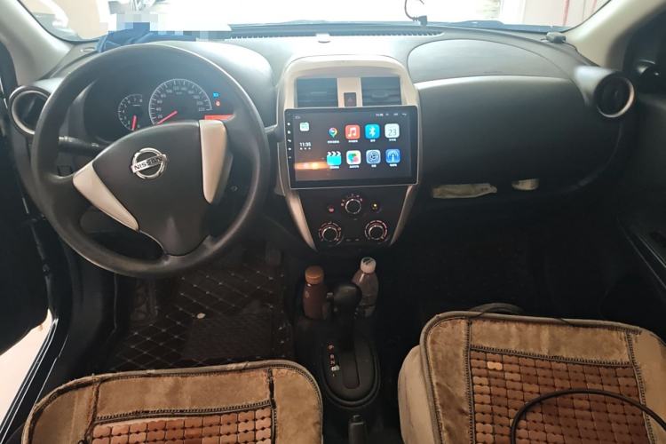 Used Nissan Sunny 2016 1.5XE CVT Leading Edition Center Console
