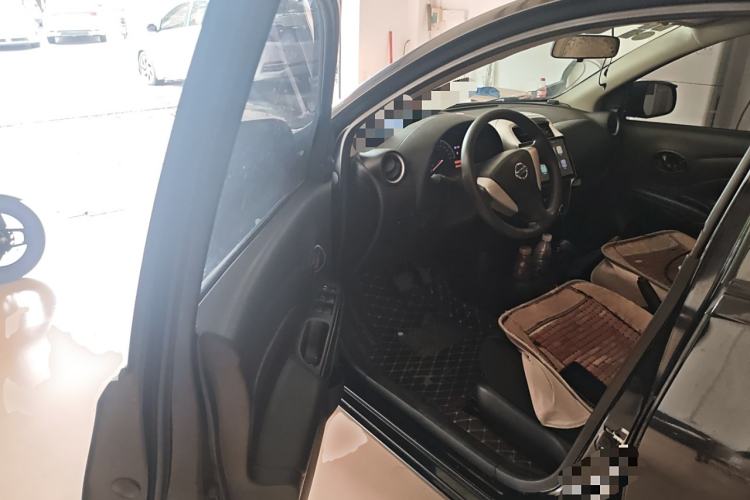 Used Nissan Sunny 2016 1.5XE CVT Leading Edition Driver Seat