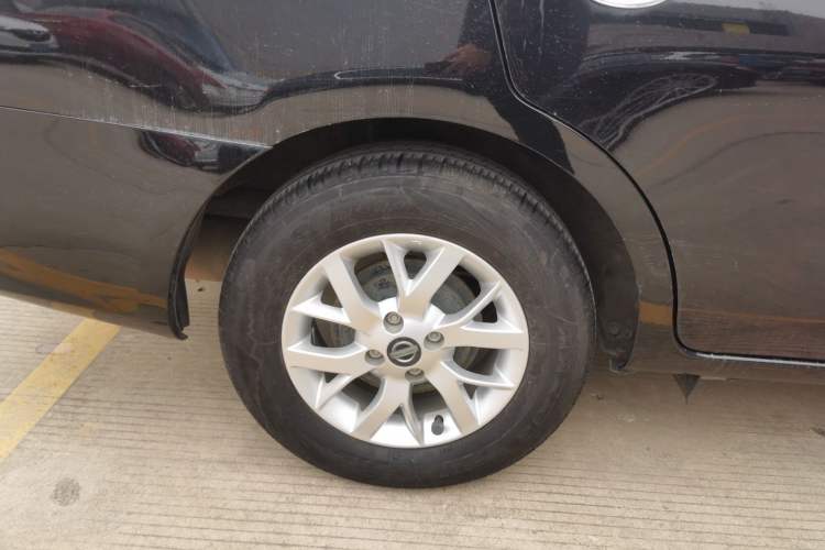 Used Nissan Sunny 2016 1.5XE CVT Leading Edition Exterior 8