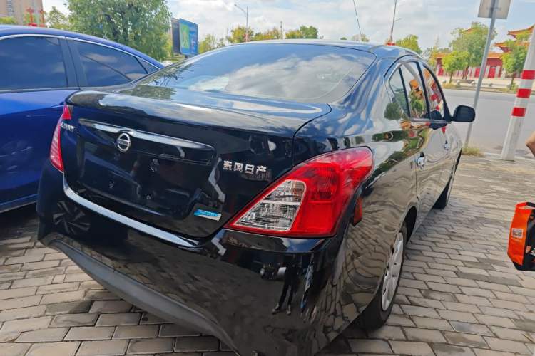 Used Nissan Sunny 2016 1.5XE Manual Leading Edition Rear Right 45 Deg