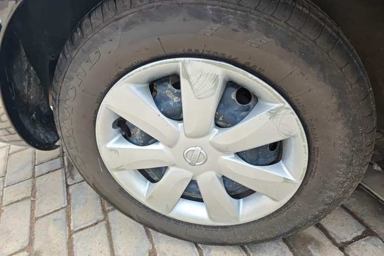 Used Nissan Sunny 2016 1.5XE Manual Leading Edition Right Rear Wheel Hub