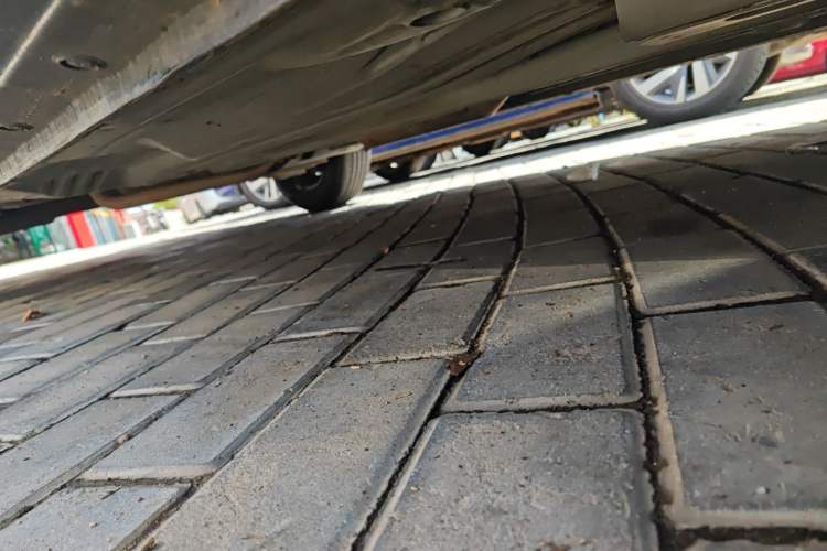 Used Nissan Sunny 2016 1.5XE Manual Leading Edition Right Side Sill