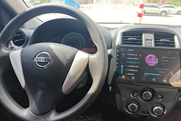 Used Nissan Sunny 2016 1.5XE Manual Leading Edition Steering Wheel