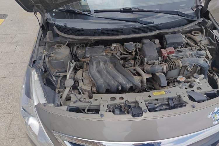 Used Nissan Sunny 2016 1.5XE Manual Leading Edition Engine Bay Right