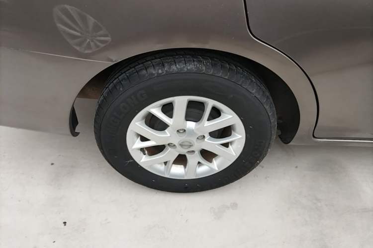 Used Nissan Sunny 2016 1.5XE Manual Leading Edition Exterior 5