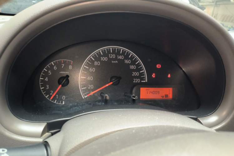 Used Nissan Sunny 2016 1.5XE Manual Leading Edition Instrument Cluster