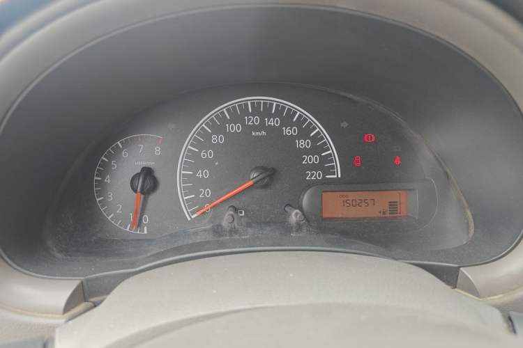 Used Nissan Sunny 2016 1.5XE Manual Leading Edition Instrument Cluster