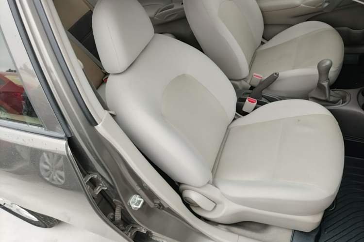 Used Nissan Sunny 2016 1.5XE Manual Leading Edition Right Front Seat
