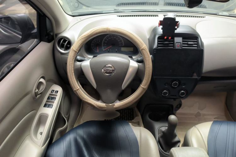 Used Nissan Sunny 2016 1.5XE Manual Leading Edition Steering Wheel