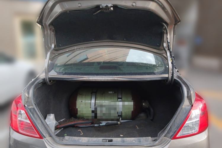 Used Nissan Sunny 2016 1.5XE Manual Leading Edition Trunk