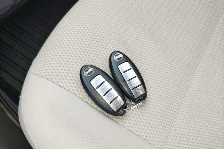 Used Nissan Sunny 2016 1.5XE Manual Leading Edition Vehicle Key