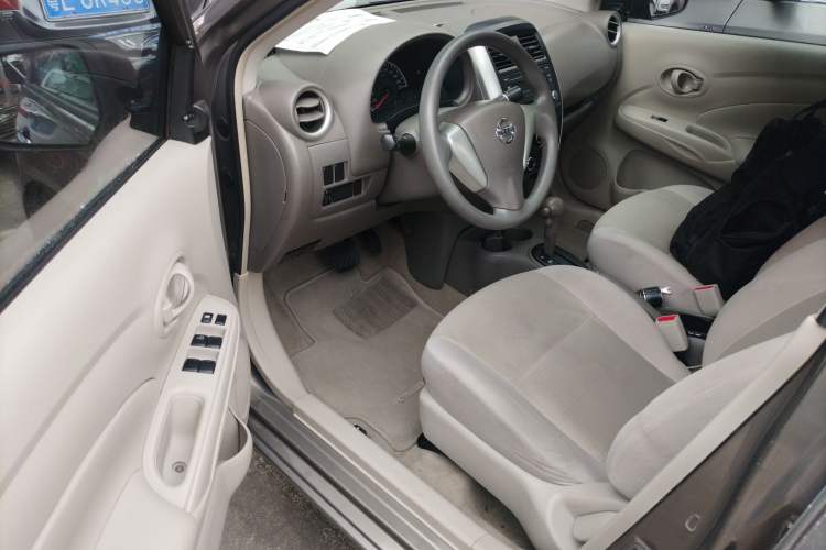 Used Nissan Sunny 2016 1.5XE CVT Leading Edition Driver Seat