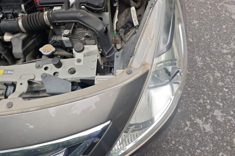 Used Nissan Sunny 2016 1.5XE CVT Leading Edition Engine Bay Left