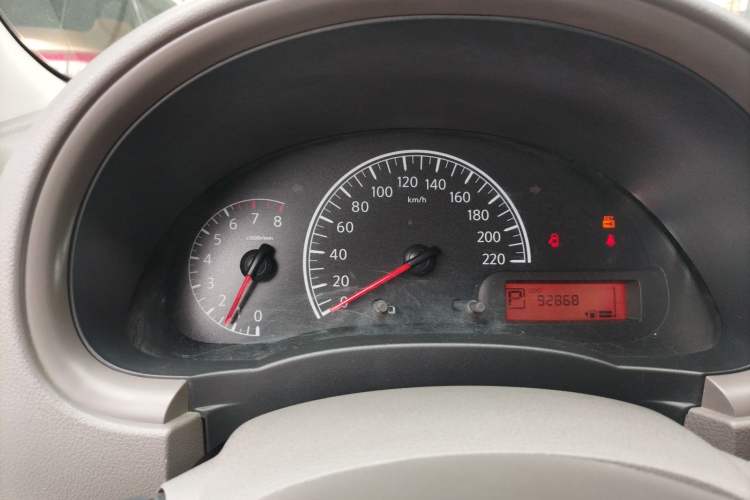 Used Nissan Sunny 2016 1.5XE CVT Leading Edition Instrument Cluster