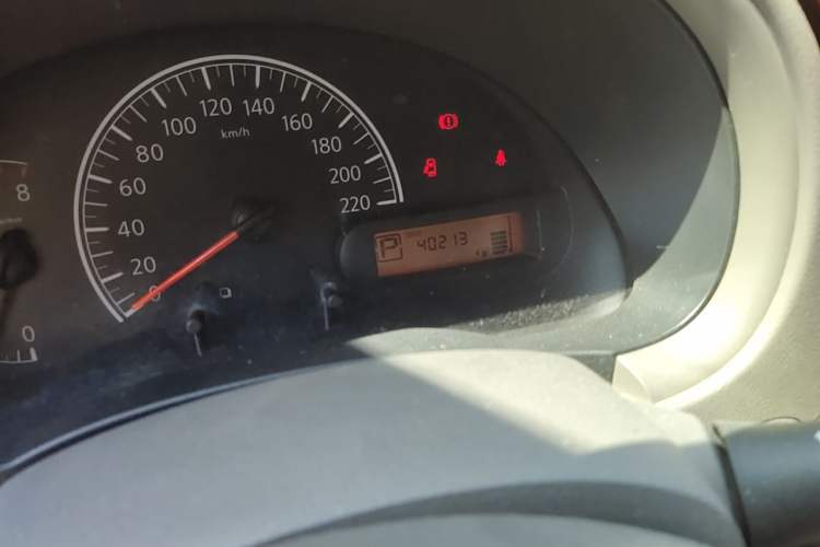 Used Nissan Sunny 2016 1.5XE CVT Leading Edition Odometer Close Up
