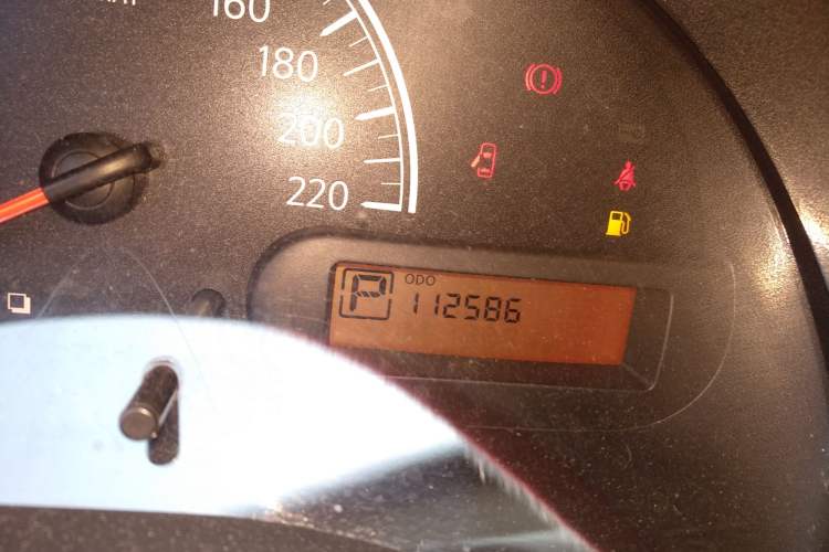 Used Nissan Sunny 2016 1.5XE CVT Leading Edition Odometer Close Up