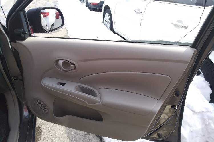 Used Nissan Sunny 2016 1.5XE CVT Leading Edition Right Front Door Interior