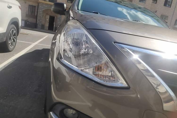 Used Nissan Sunny 2016 1.5XE CVT Leading Edition Right Front Headlight