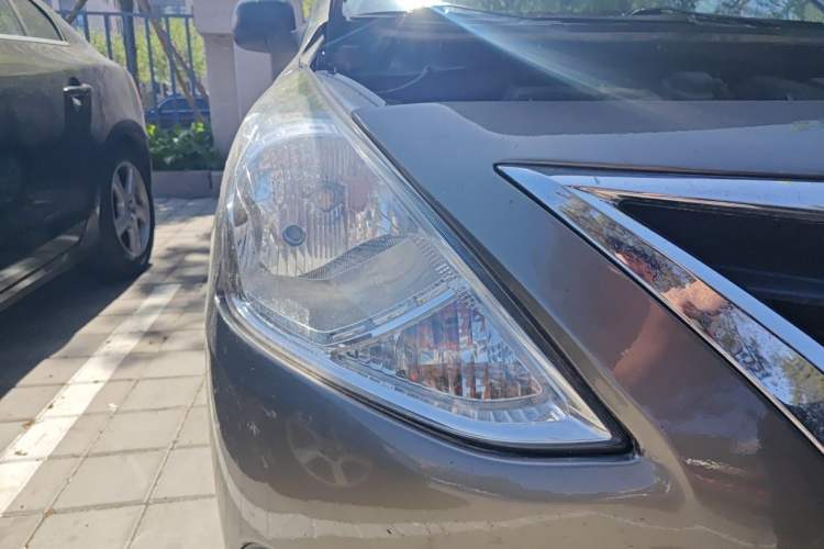 Used Nissan Sunny 2016 1.5XE CVT Leading Edition Right Front Headlight
