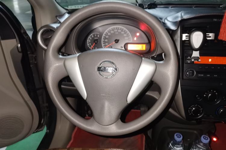 Used Nissan Sunny 2016 1.5XE Manual Leading Edition Steering Wheel