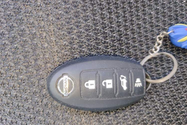 Used Nissan Sunny 2016 1.5XE CVT Leading Edition Vehicle Key