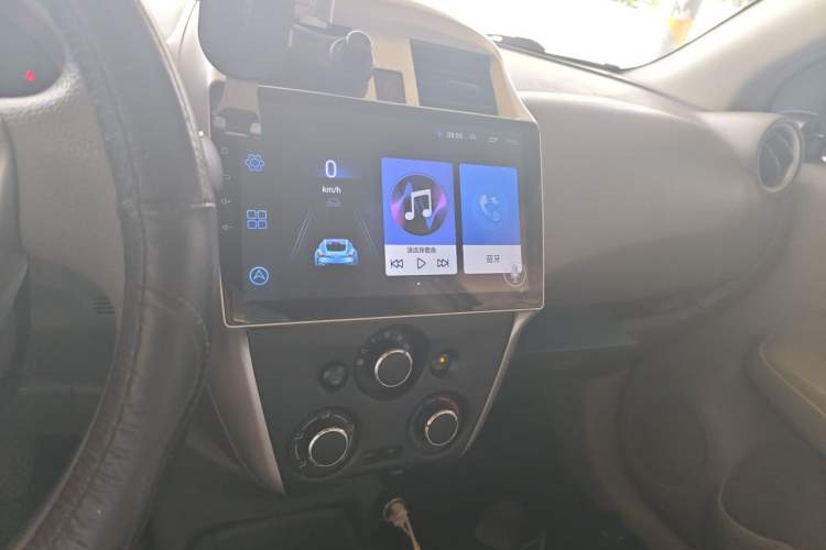 Used Nissan Sunny 2016 1.5XE CVT Leading Edition Audio And AC Panel